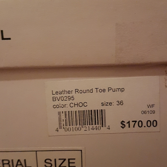 Shoes - Picture 9 of 9